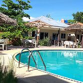 The Sharks Tail Dive Resort