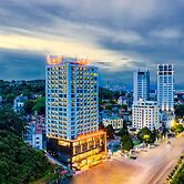 Muong Thanh Grand Bai Chay Hotel