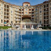 Menada Negresco Apartments