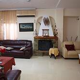 Hotel Pyrgos