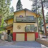 3407 Pine Hill 2 Bedroom Home by RedAwning