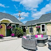 EO Bungalows – Adults Only
