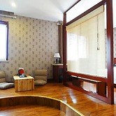 Huaqi Kaiserdom Hotel