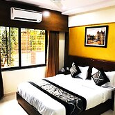 Hotel Crystal Luxury INN