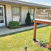 Festival Courtyard Inn