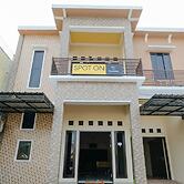 SPOT ON 2431 Tf Homestay