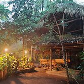 Dream-Big Eco Hostel