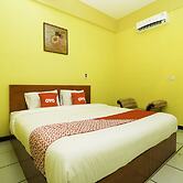 OYO 2493 Lotus Hotel Syariah