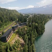 Basecamp Resorts Revelstoke