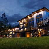 Basecamp Resorts Revelstoke