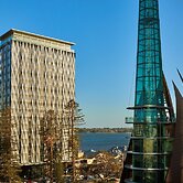 DoubleTree by Hilton Perth Waterfront