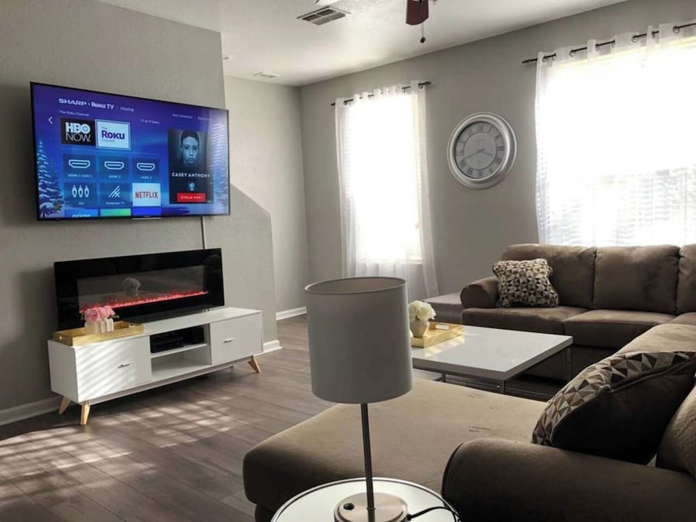 Tideview 66 · NEW Luxury 3 Suites Resort Home. Sleep 9