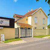 Guesthouse near Charles De Gaulle Airport