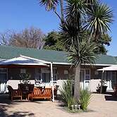 Flying Falcon Guesthouse