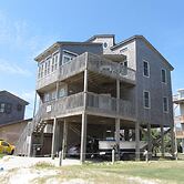 The Baited Hook 4 Bedroom Cottage by RedAwning