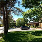 The Mariner Motor Hotel