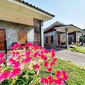 B Tel Chomthong Resort Chiang Mai