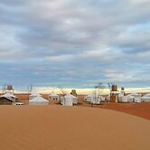 Alsarmadi Desert Camp
