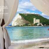 Stunning Beach Apart-sleeps 5! Pool & Sea Views!