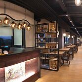 Lantan Moonlight Hotel