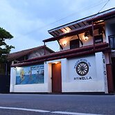 Wagon Wheel Inn - Hostel