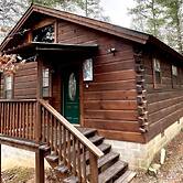 Private and Perfect! - hot tub, king bed, fireplace - dog and motorcyc