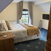 The Dog & Doublet Inn