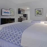 Suburban Studios Roseville-Detroit North