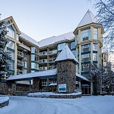 Woodrun Lodge by Whistler Premier