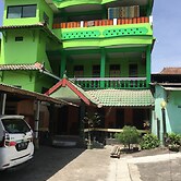 Hotel Trias Parangtritis
