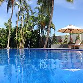 TROPICAL HOUSE Jungleside Villa