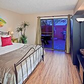 Tempe Escape · Prime Location, Sparkling Pool, Bbq, Tennis Court