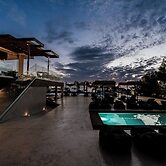 Cavo Zoe Seaside Hotel