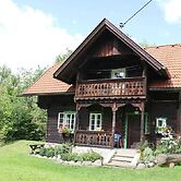 Historic Holiday Home in Gmünd near Cross Country Skiiing