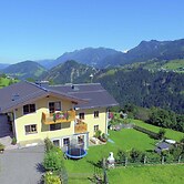 Snug Farmhouse in Taxenbach near Cross Country Skiing
