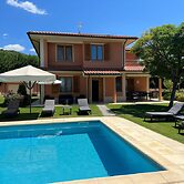 Villa in Tuscany With Private Pool & Views