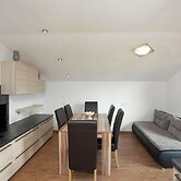 Welcoming Apartment in Hollersbach im Pinzgau near Ski Area