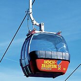 Spacious Apartment in Uderns near Ski Area