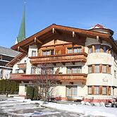 Apartment in Kaltenbach Near Ski Lift