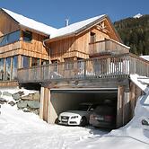 Comfortable Chalet in Hohentauern with Whirlpool near City Center