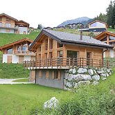Chalet in La Tzoumaz Near Ski Slopes