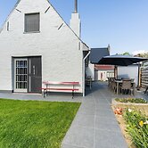 Farmhouse in Beveren Near Beach & Garden