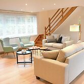 Superb Holiday Home With Garden in Serinchamps