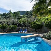Tranquil Villa Stay, Murla