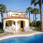 Coastal Villa With Wellness
