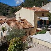 Villa in Meounes-les-montrieux