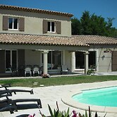 Spacious Villa With Pool
