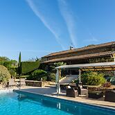 Poolside Haven in Salles