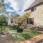 Charming Retreat in Bouniagues