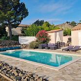 Spacious Villa With Heated Pool and EV Charger